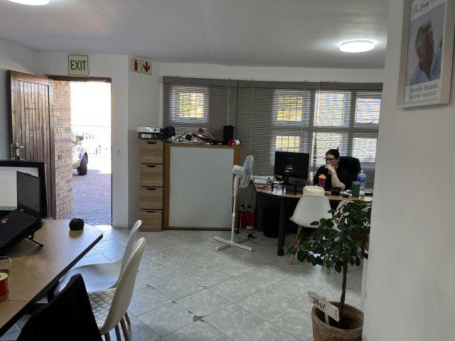 To Let commercial Property for Rent in Montague Gardens Western Cape